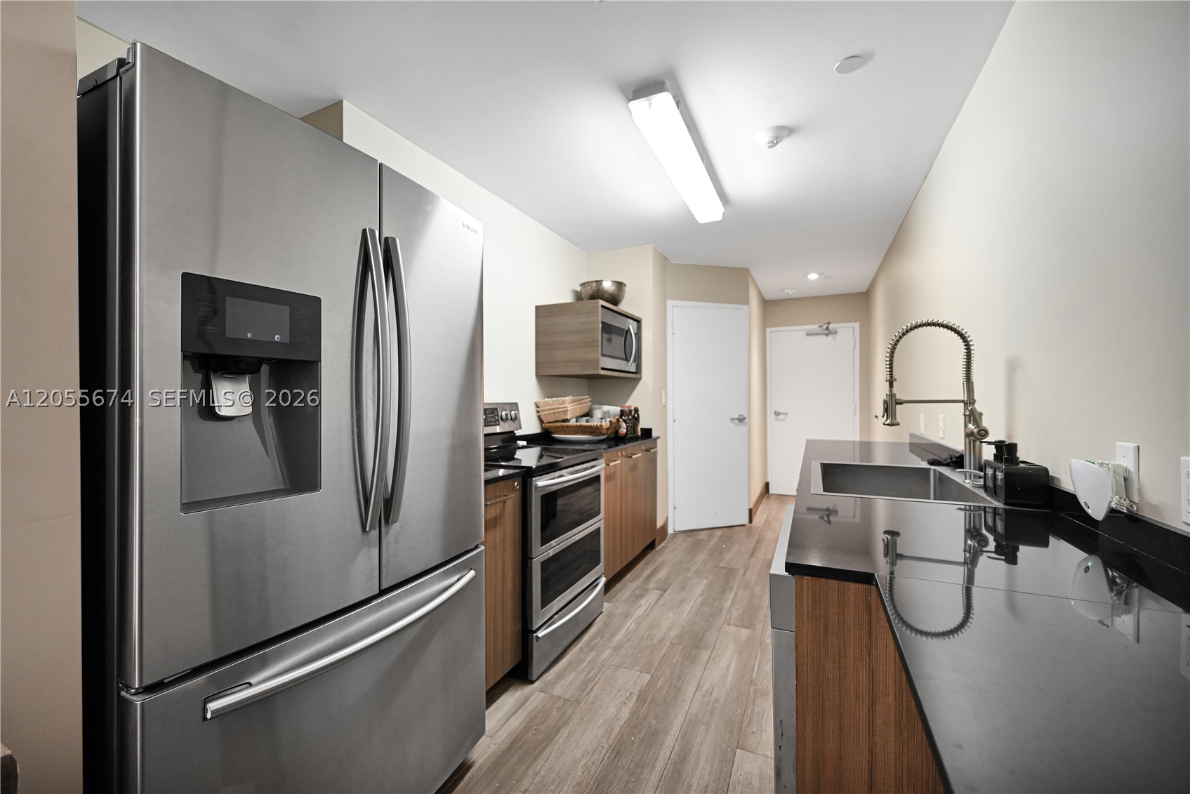 3000 ISL BLVD WILLIAMS IS - Residential