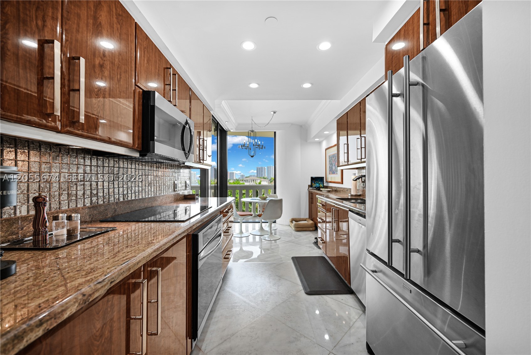 3000 ISL BLVD WILLIAMS IS - Residential