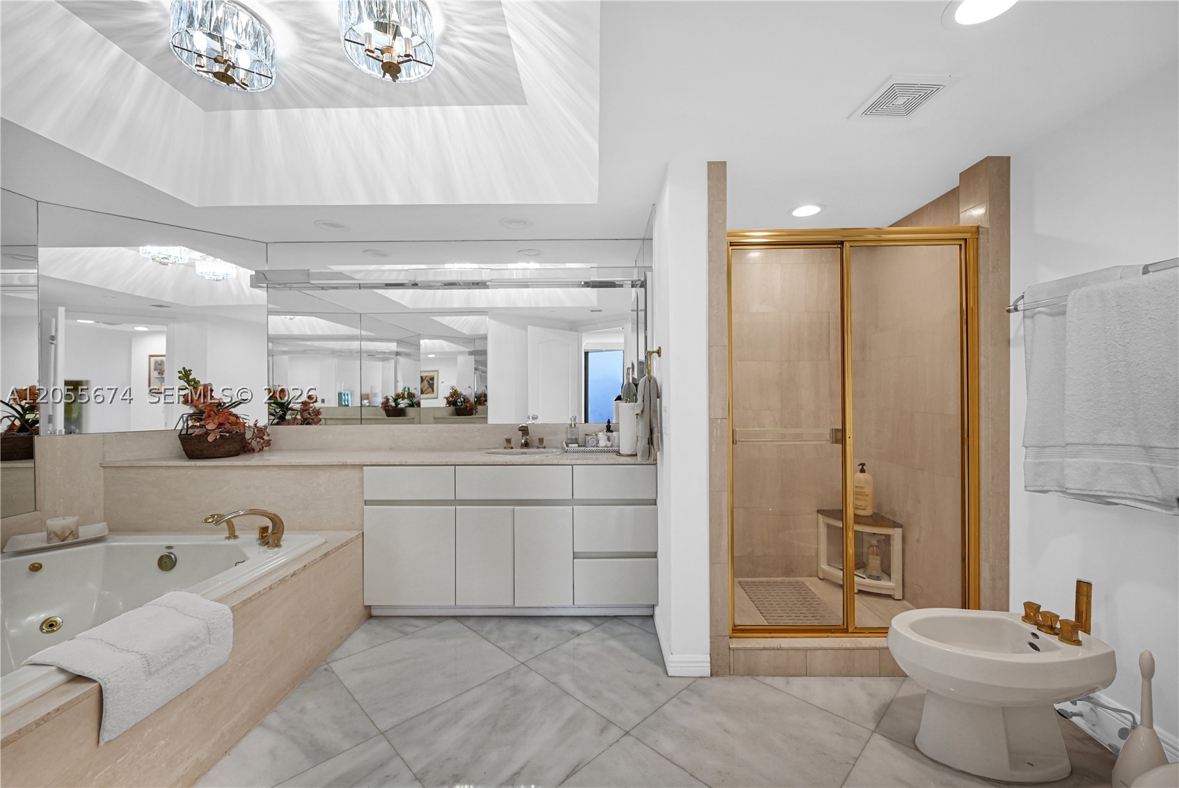 3000 ISL BLVD WILLIAMS IS - Residential