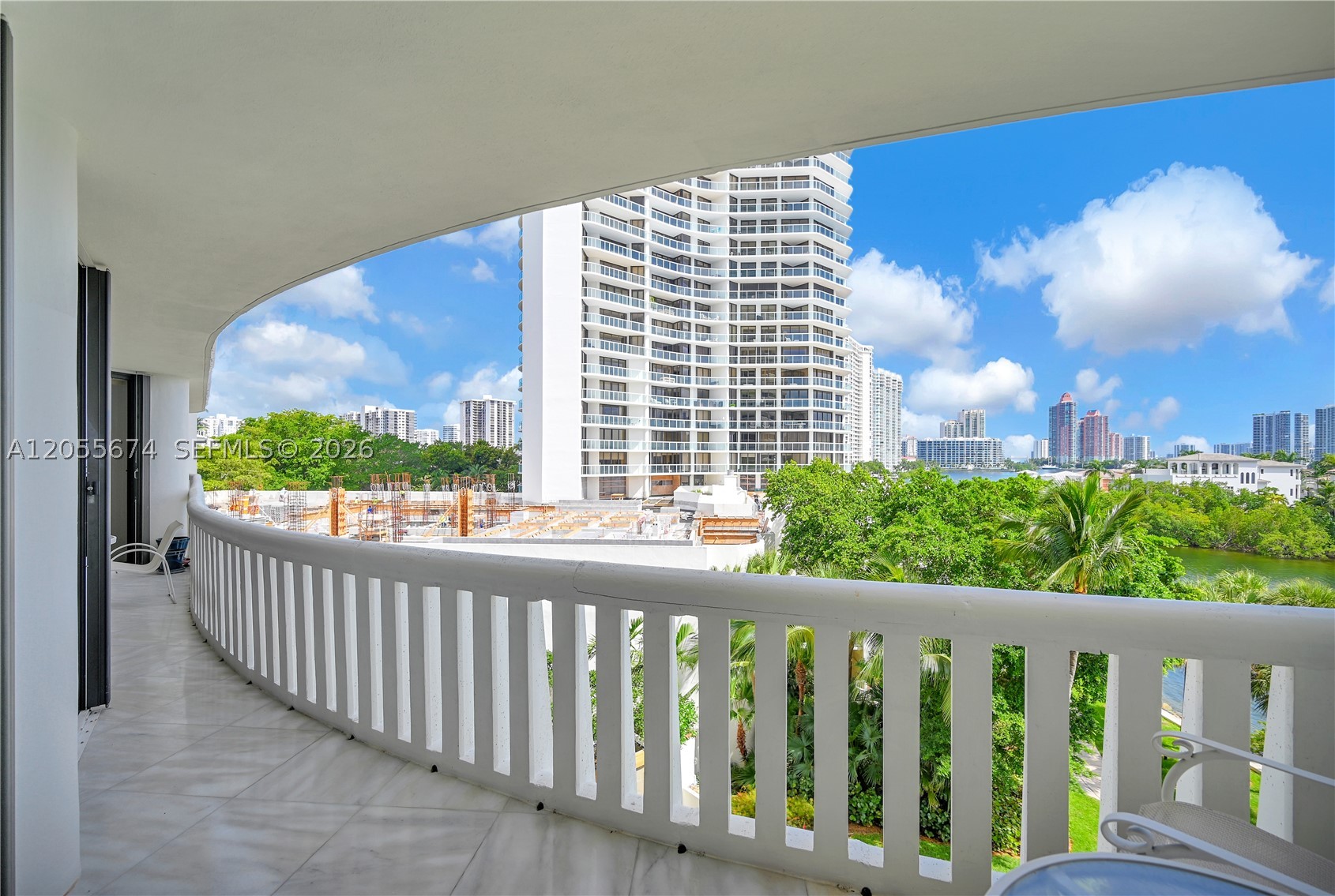 3000 ISL BLVD WILLIAMS IS - Residential