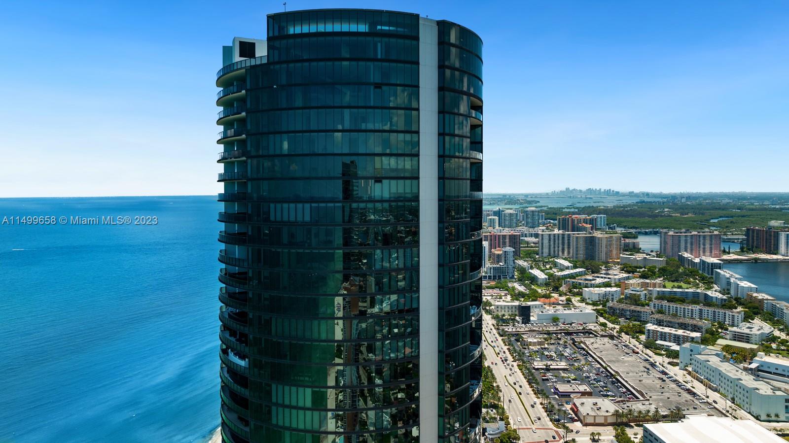 18555 COLLINS AVENUE COND - Residential