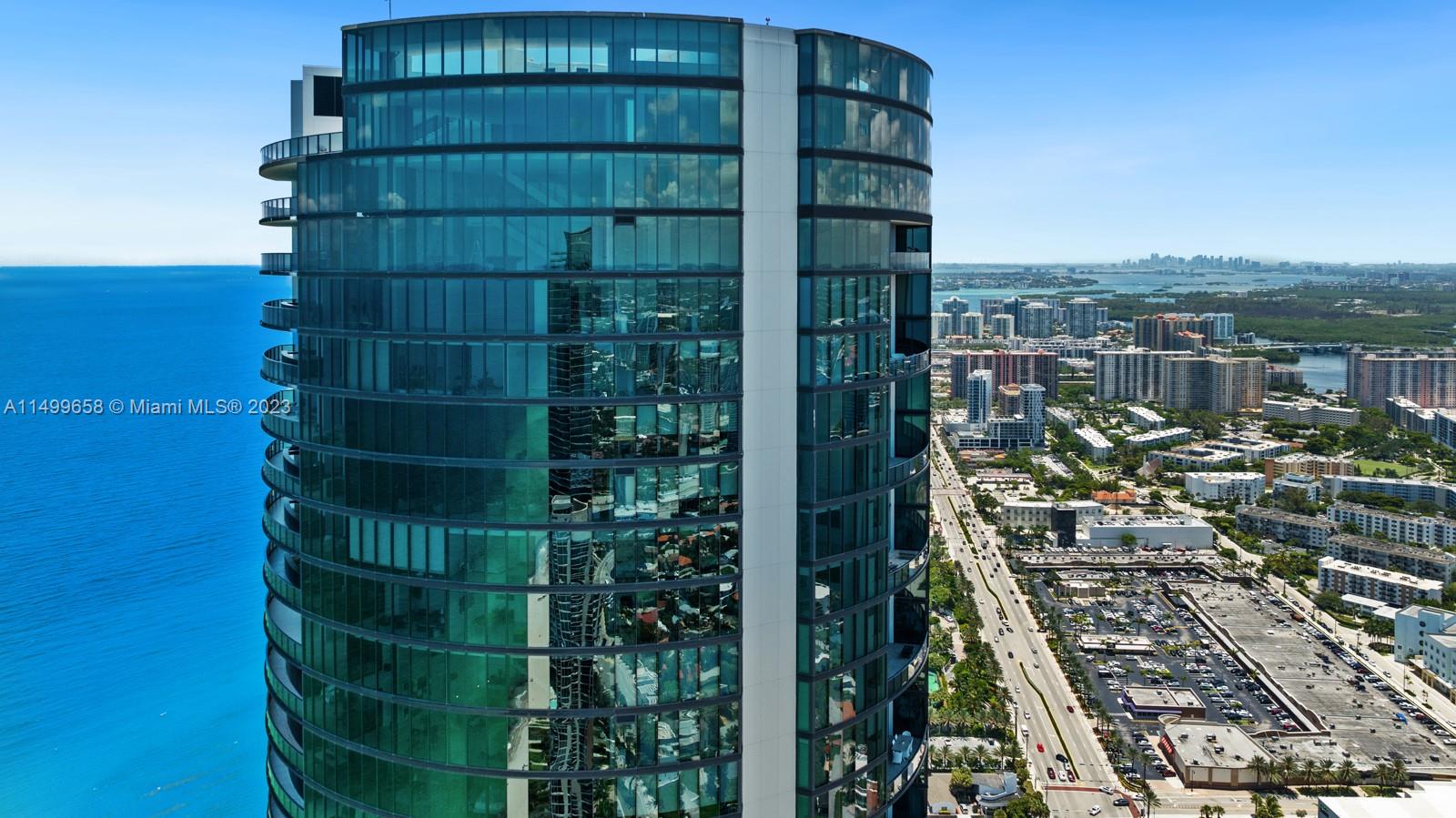 18555 COLLINS AVENUE COND - Residential