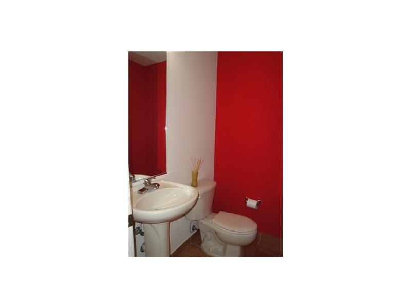 EGRET LAKES ESTATES SEC 4 - Residential Lease