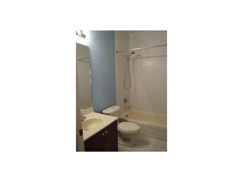 EGRET LAKES ESTATES SEC 4 - Residential Lease
