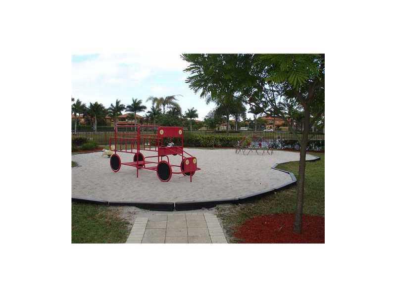 EGRET LAKES ESTATES SEC 4 - Residential Lease