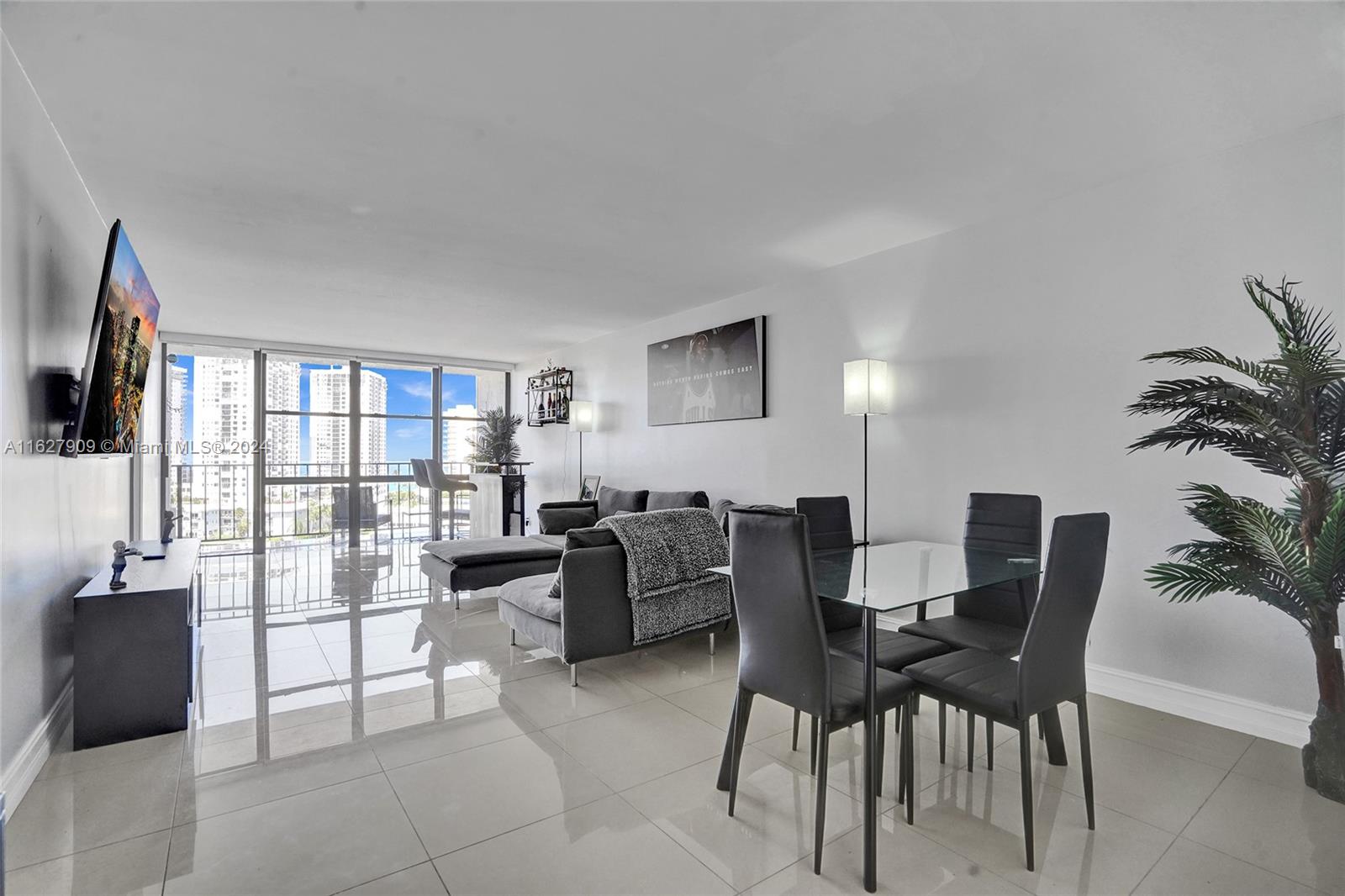 OCEANVIEW PARK CONDO - Residential Lease