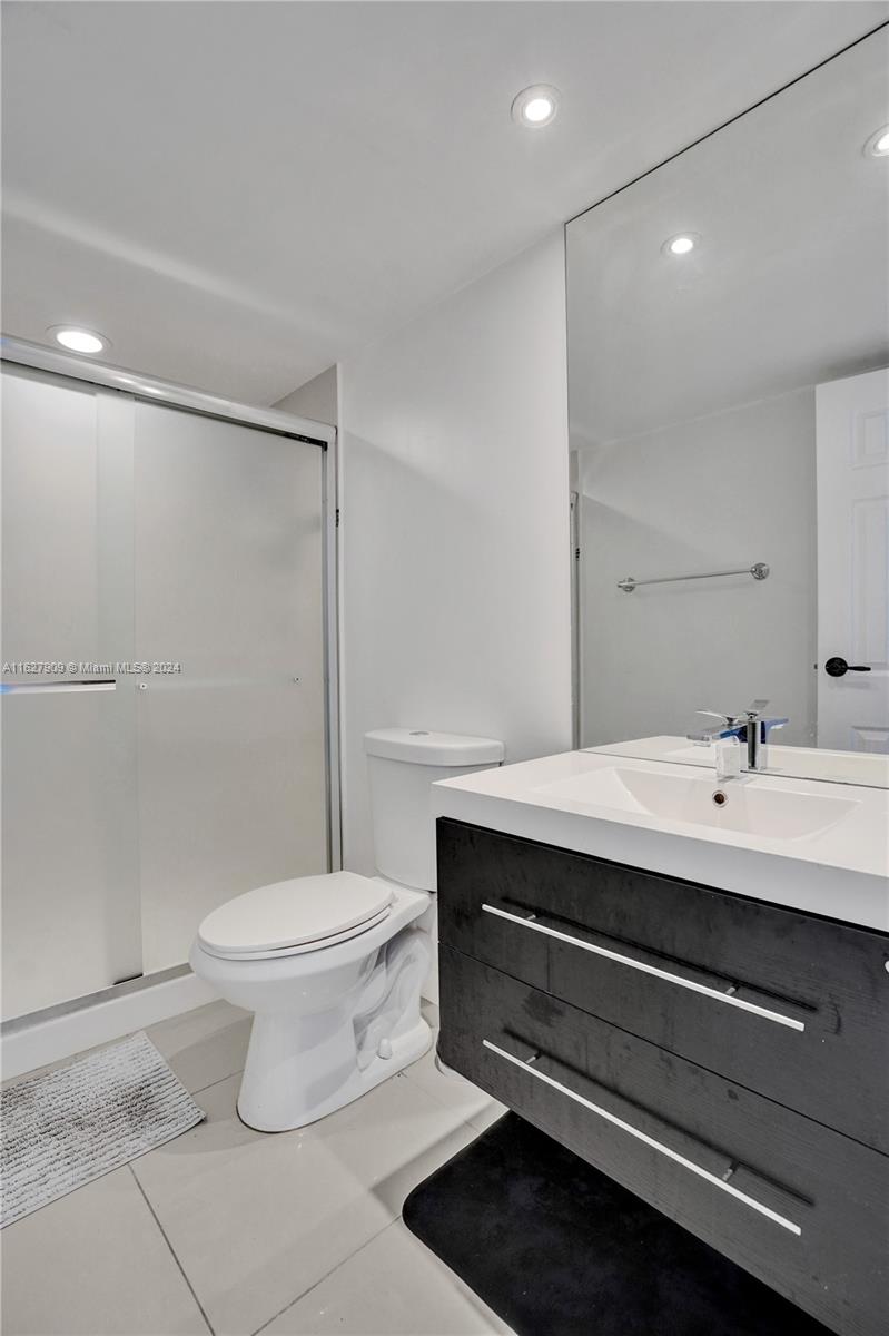 OCEANVIEW PARK CONDO - Residential Lease