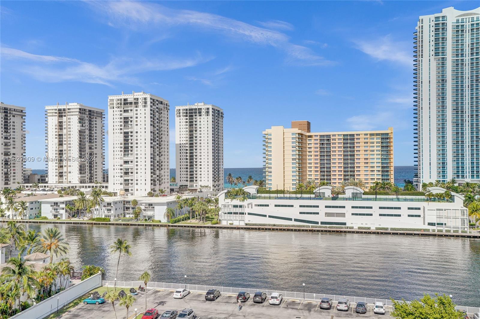 OCEANVIEW PARK CONDO - Residential Lease