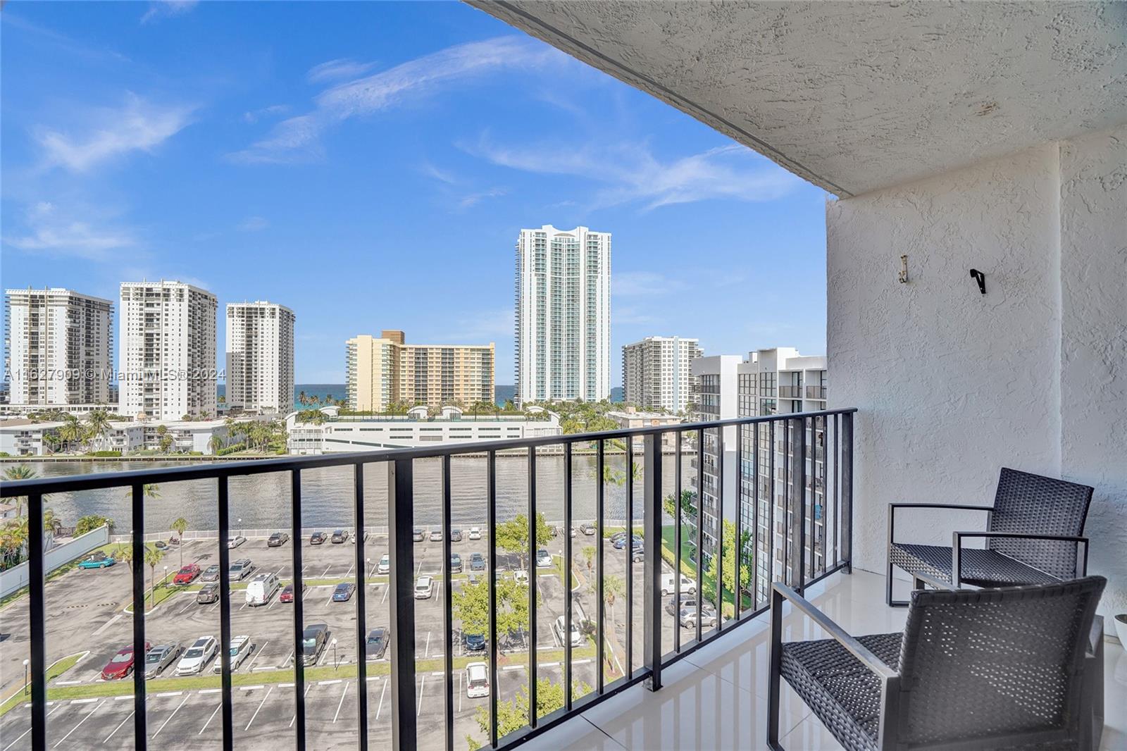 OCEANVIEW PARK CONDO - Residential Lease