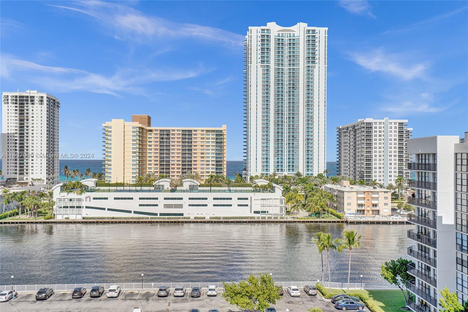 OCEANVIEW PARK CONDO - Residential Lease