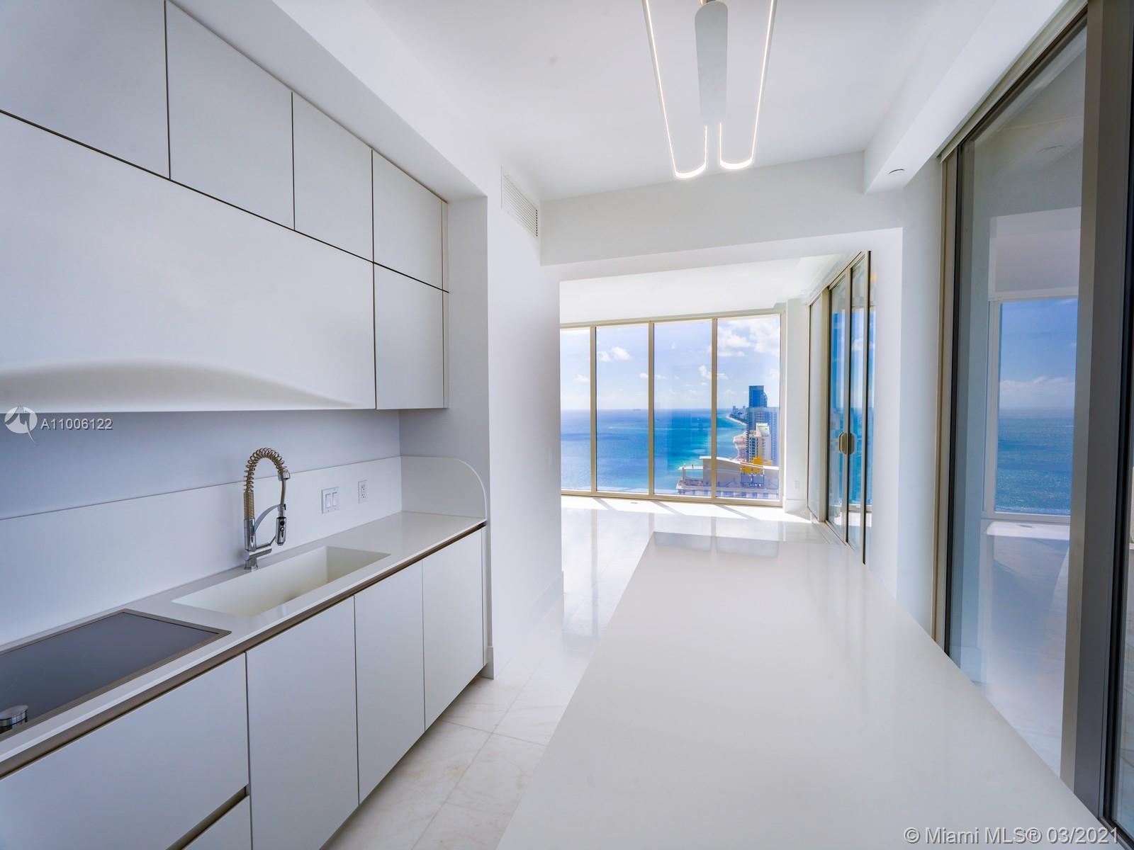 JADE SIGNATURE CONDO - Residential