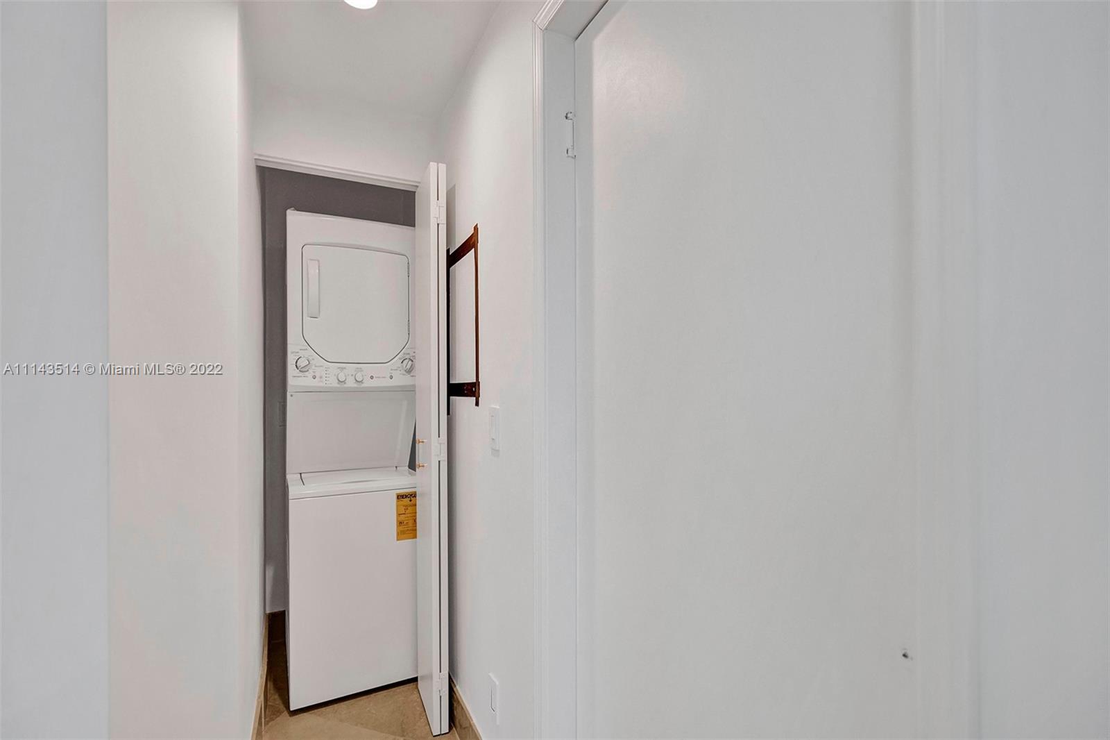BLUE DIAMOND CONDO - Residential