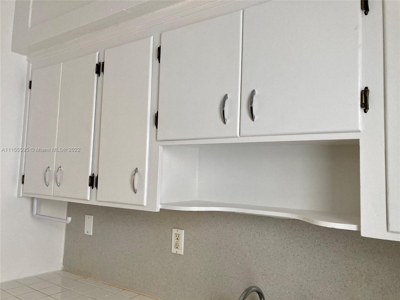 THE CORVETTE CONDO - Residential Lease