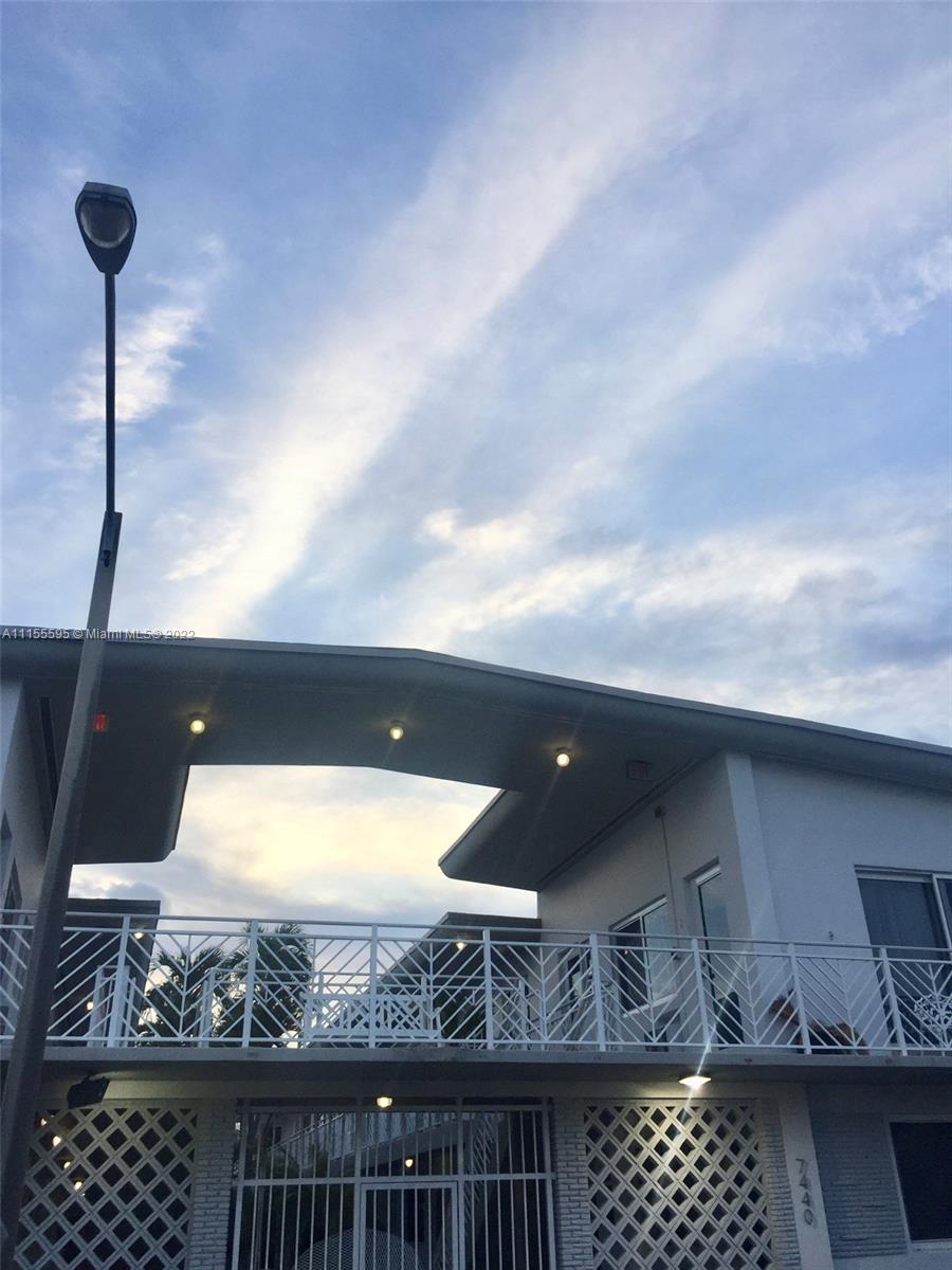 THE CORVETTE CONDO - Residential Lease