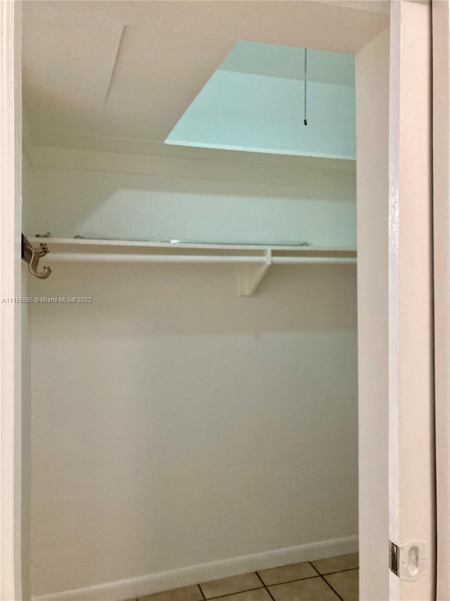 THE CORVETTE CONDO - Residential Lease