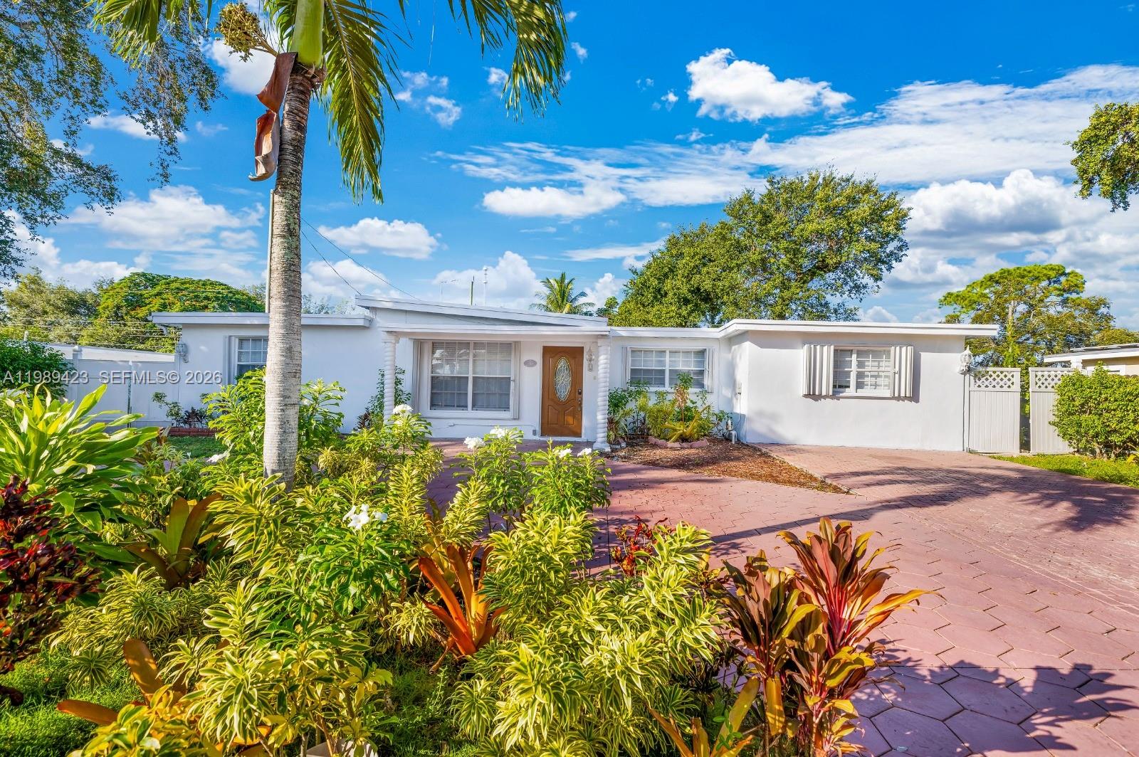 MIAMI GARDENS ESTATES SEC - Residential