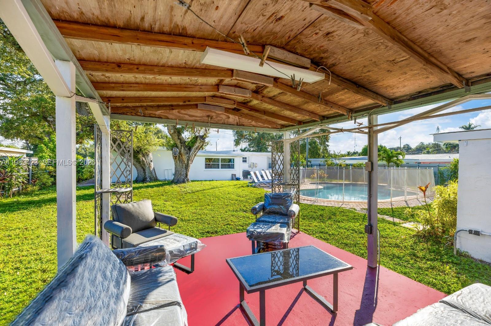 MIAMI GARDENS ESTATES SEC - Residential