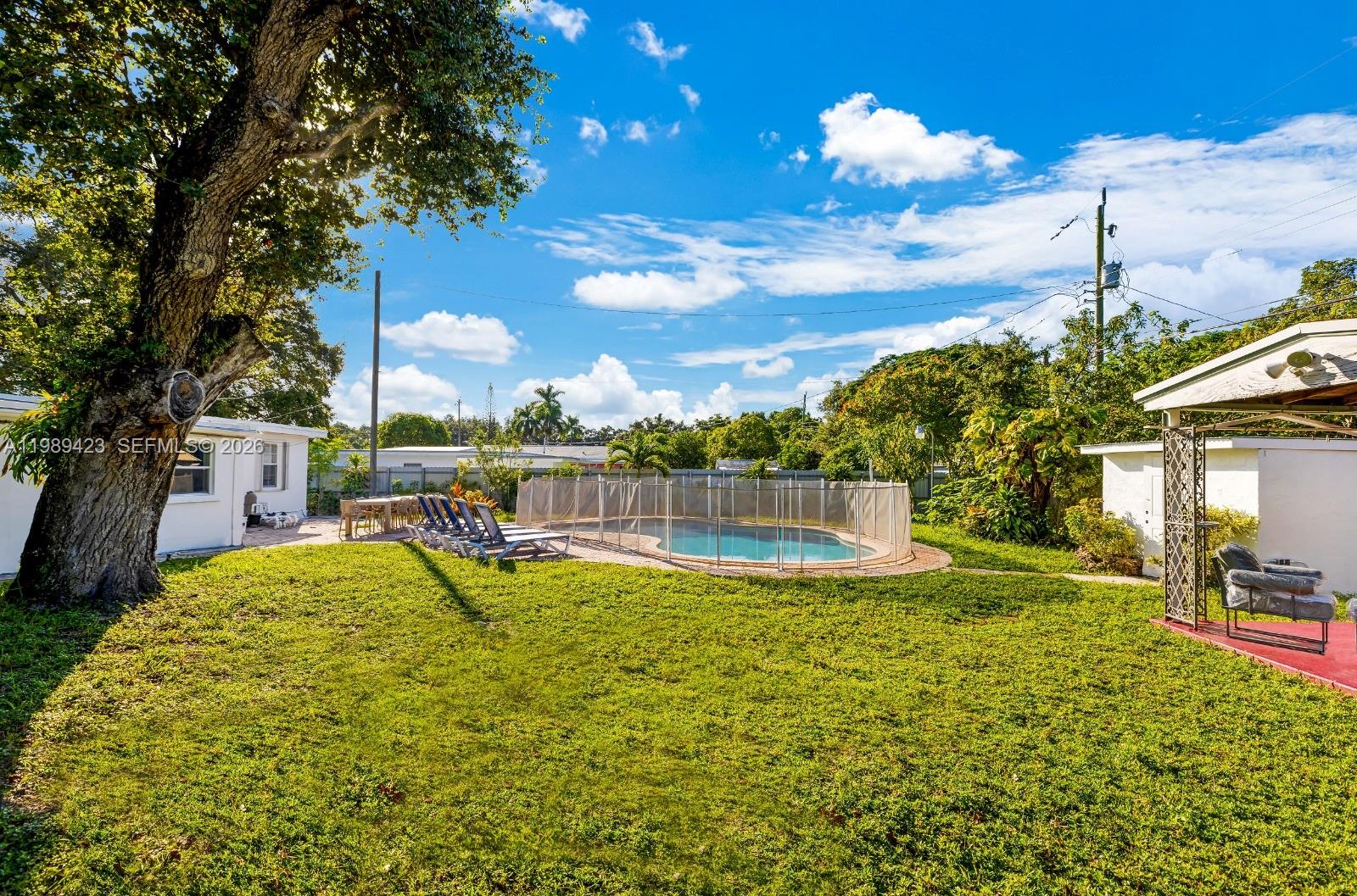 MIAMI GARDENS ESTATES SEC - Residential