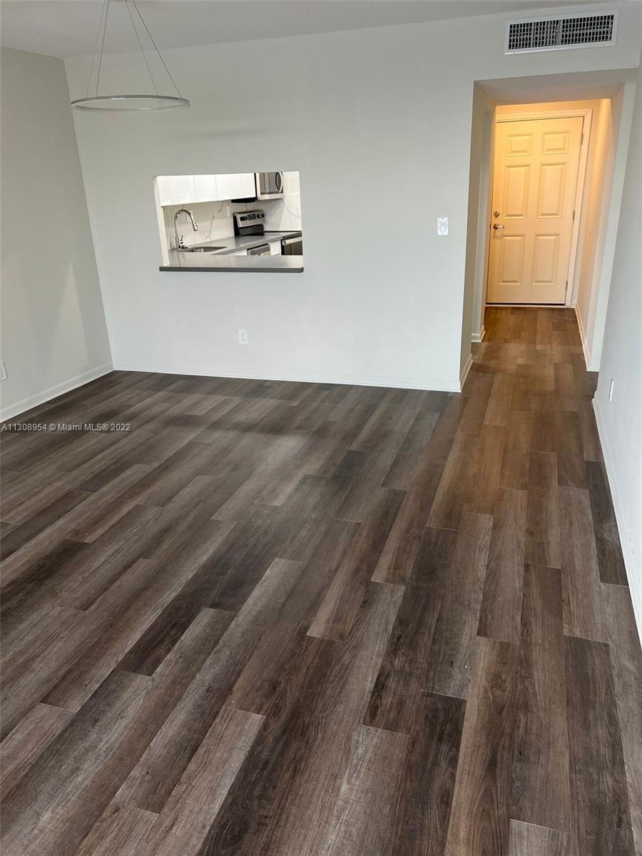 RIVIERA CONDOMINIUM APTS - Residential