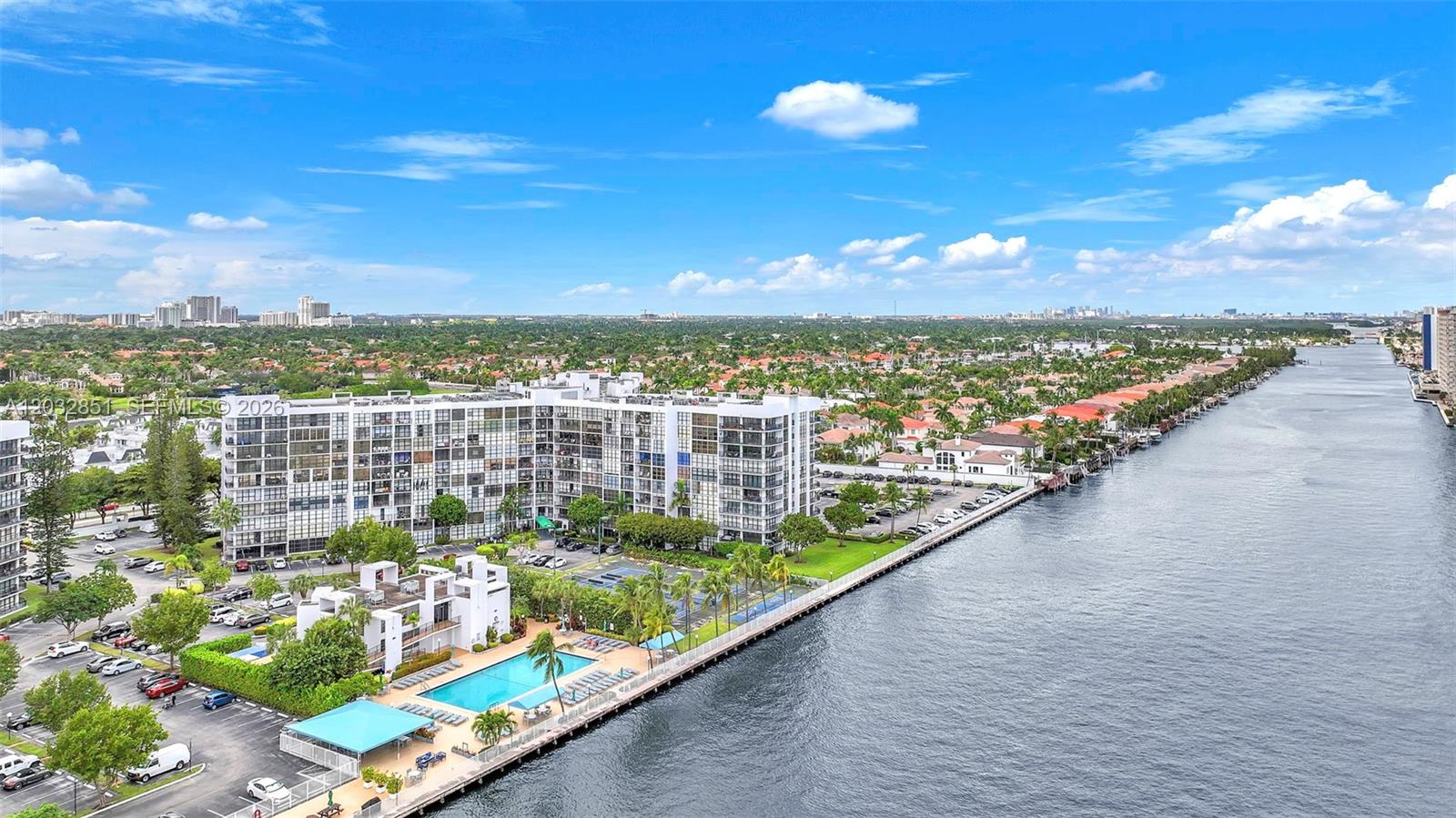 OCEANVIEW PARK CONDO - Residential