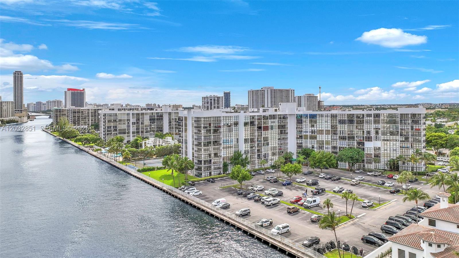 OCEANVIEW PARK CONDO - Residential