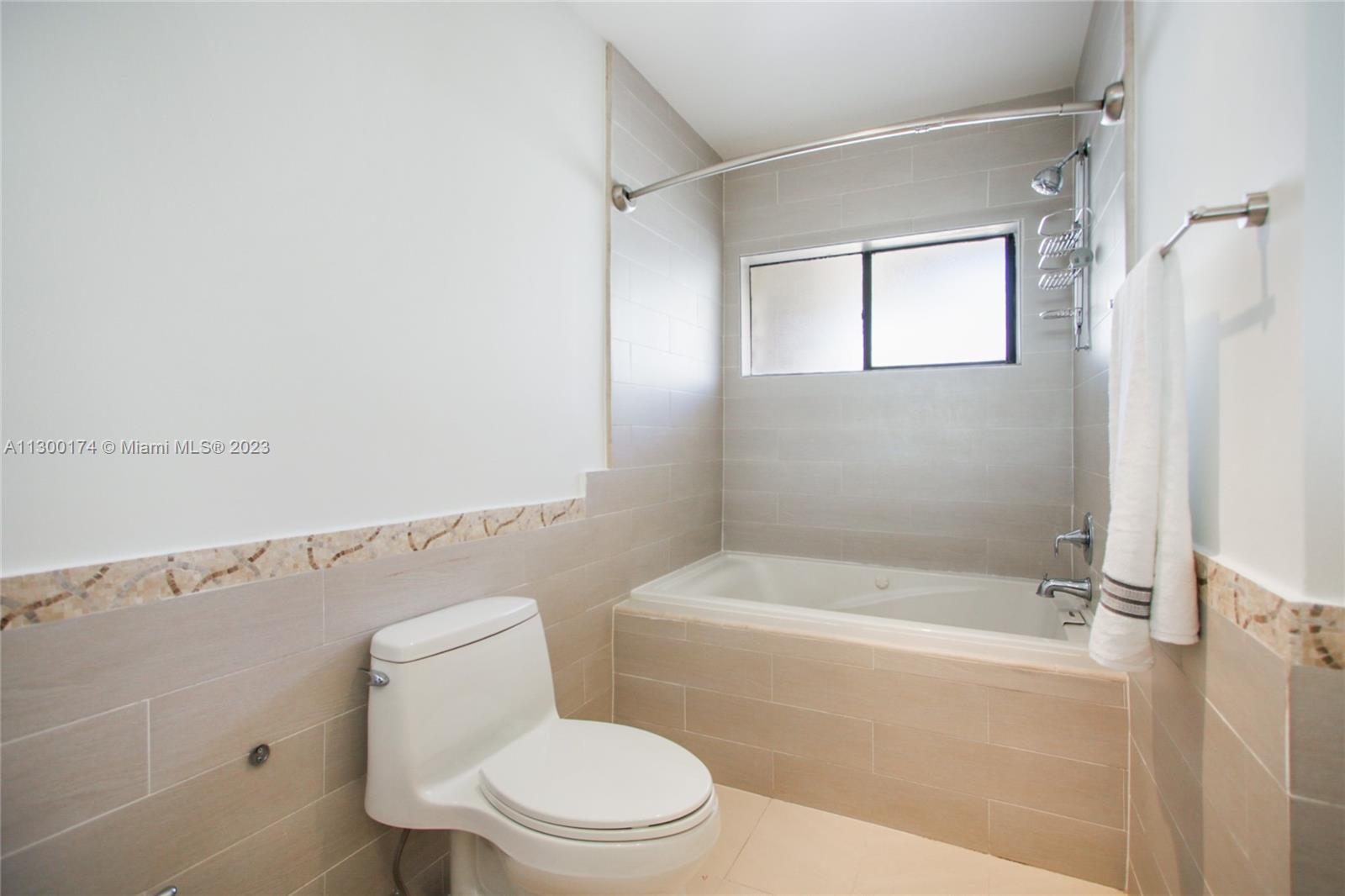PATIO VILLAS SECTION TWO - Residential Lease