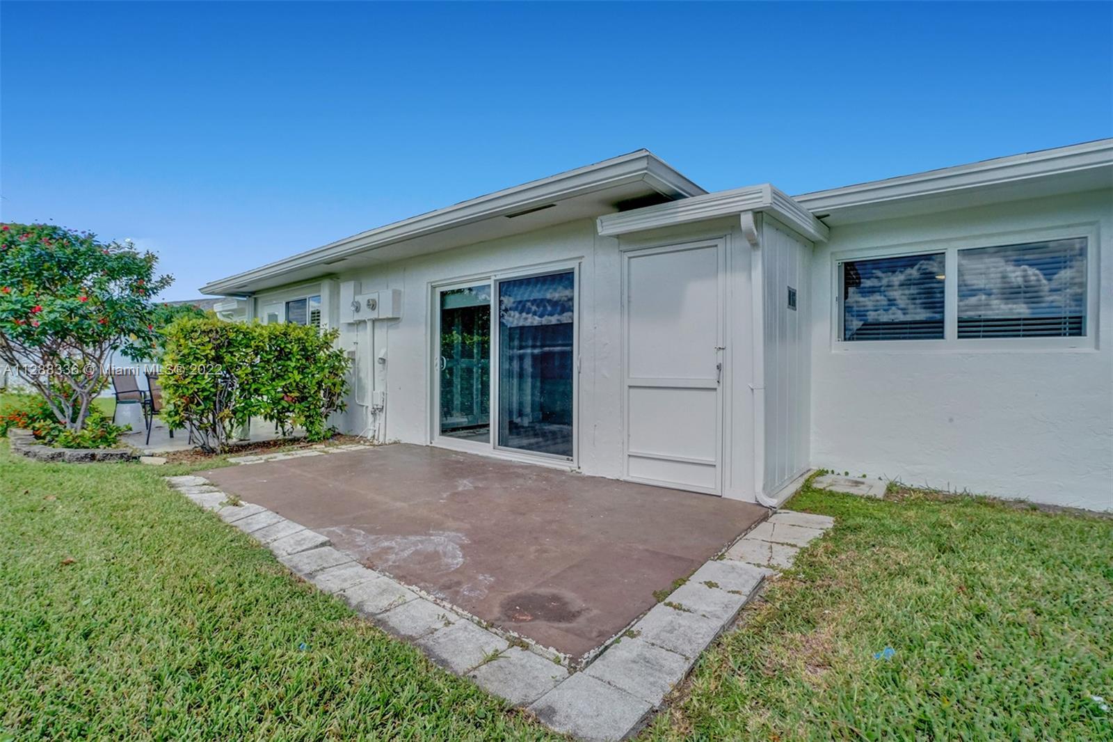LAUDERDALE WEST 12 - Residential Lease