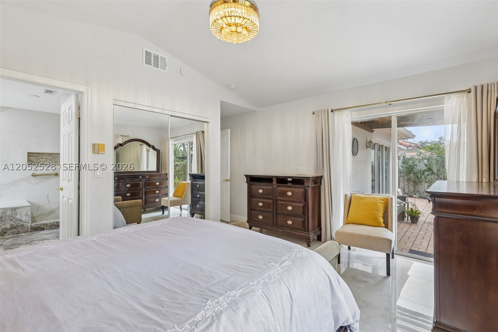 SAWGRASS PLANTATION - Residential