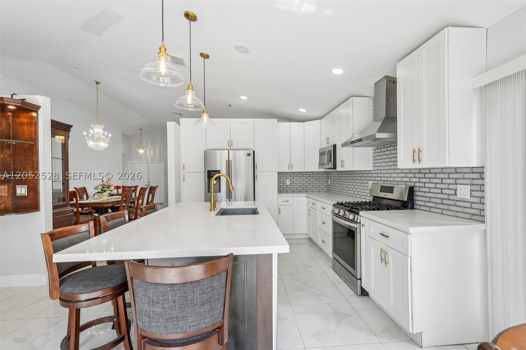 SAWGRASS PLANTATION - Residential