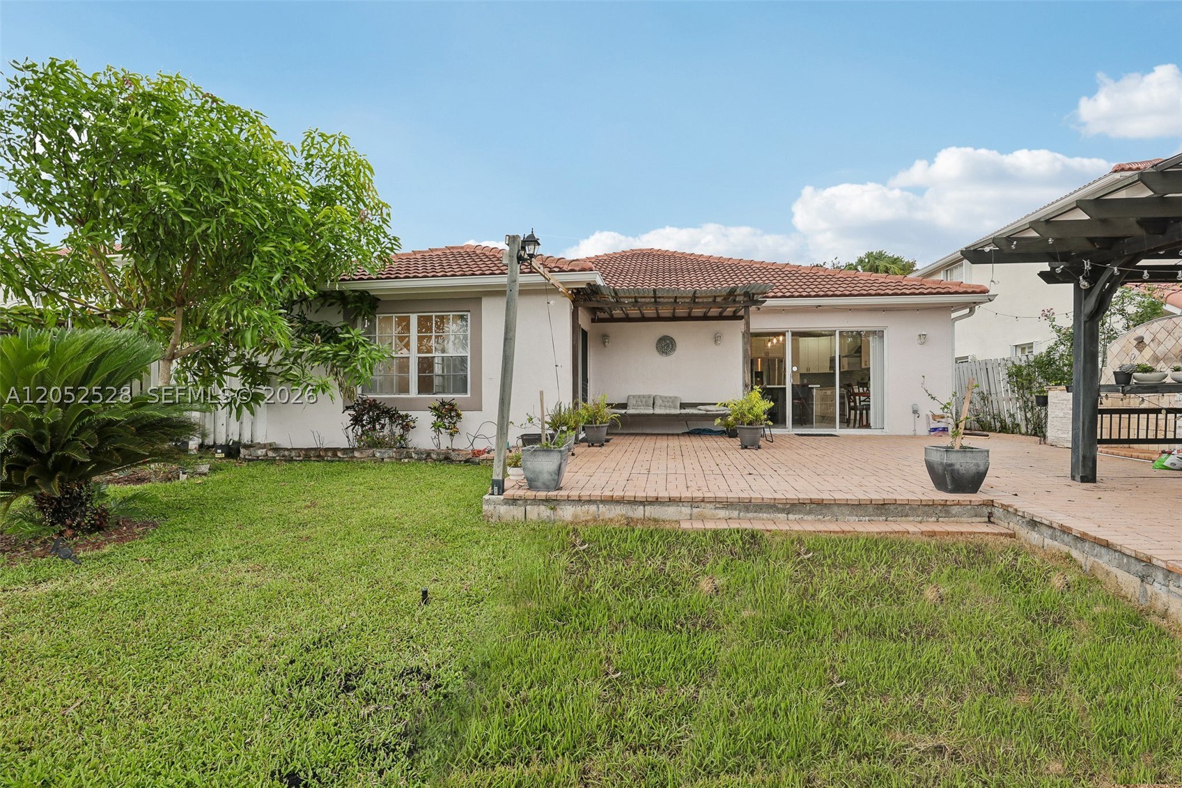 SAWGRASS PLANTATION - Residential