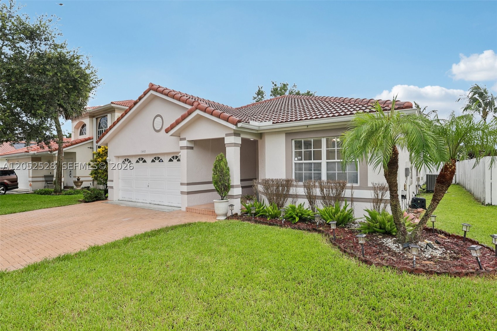 SAWGRASS PLANTATION - Residential