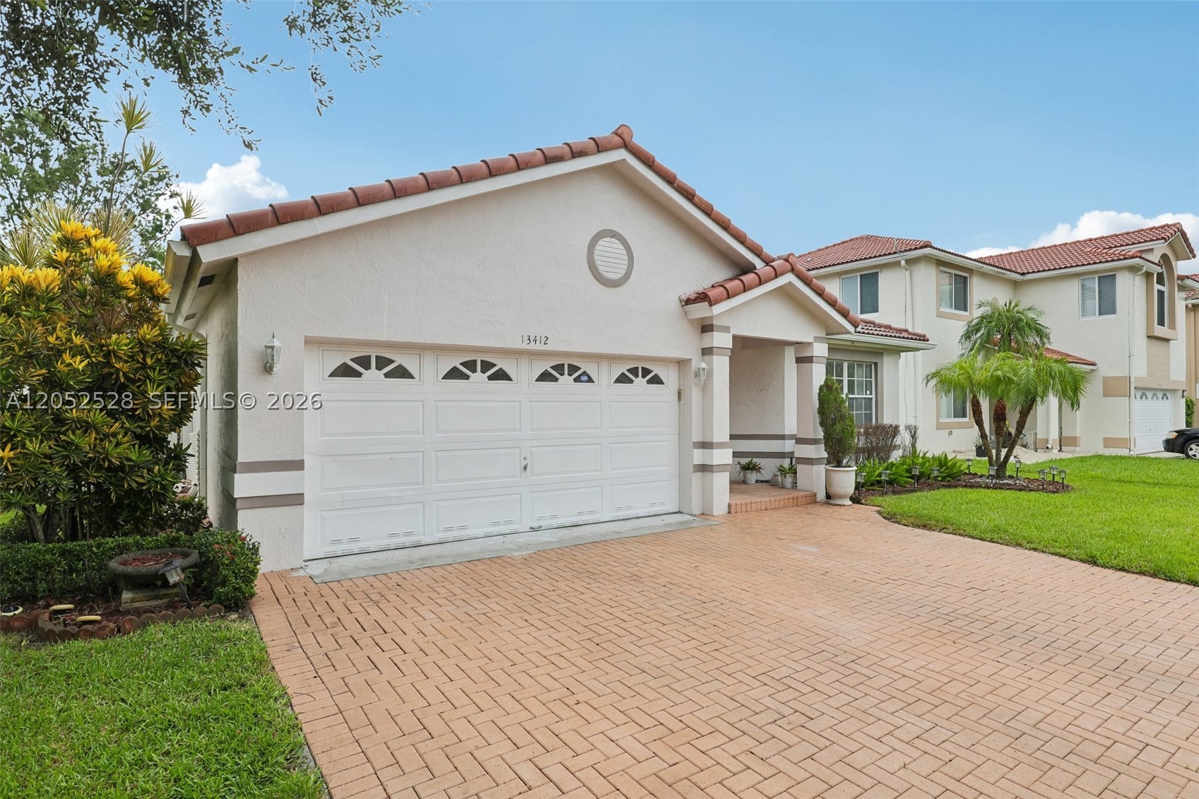 SAWGRASS PLANTATION - Residential