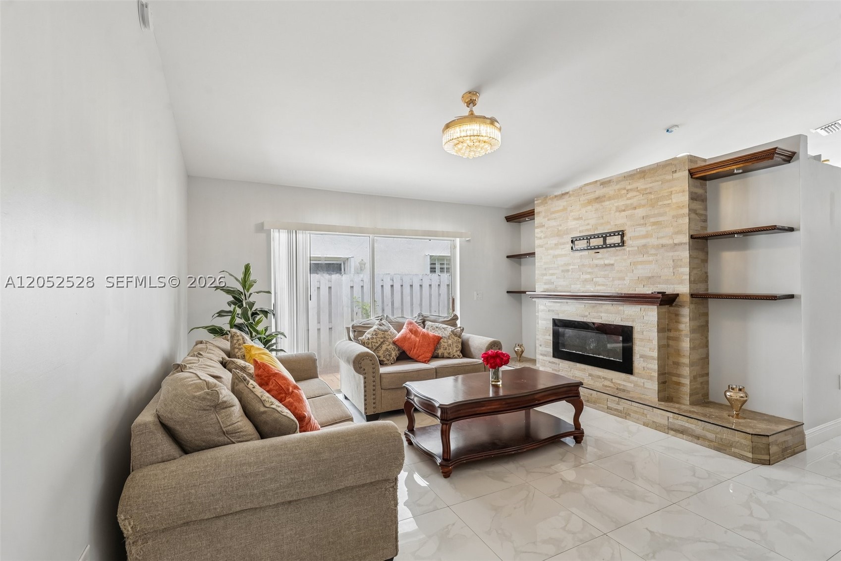 SAWGRASS PLANTATION - Residential