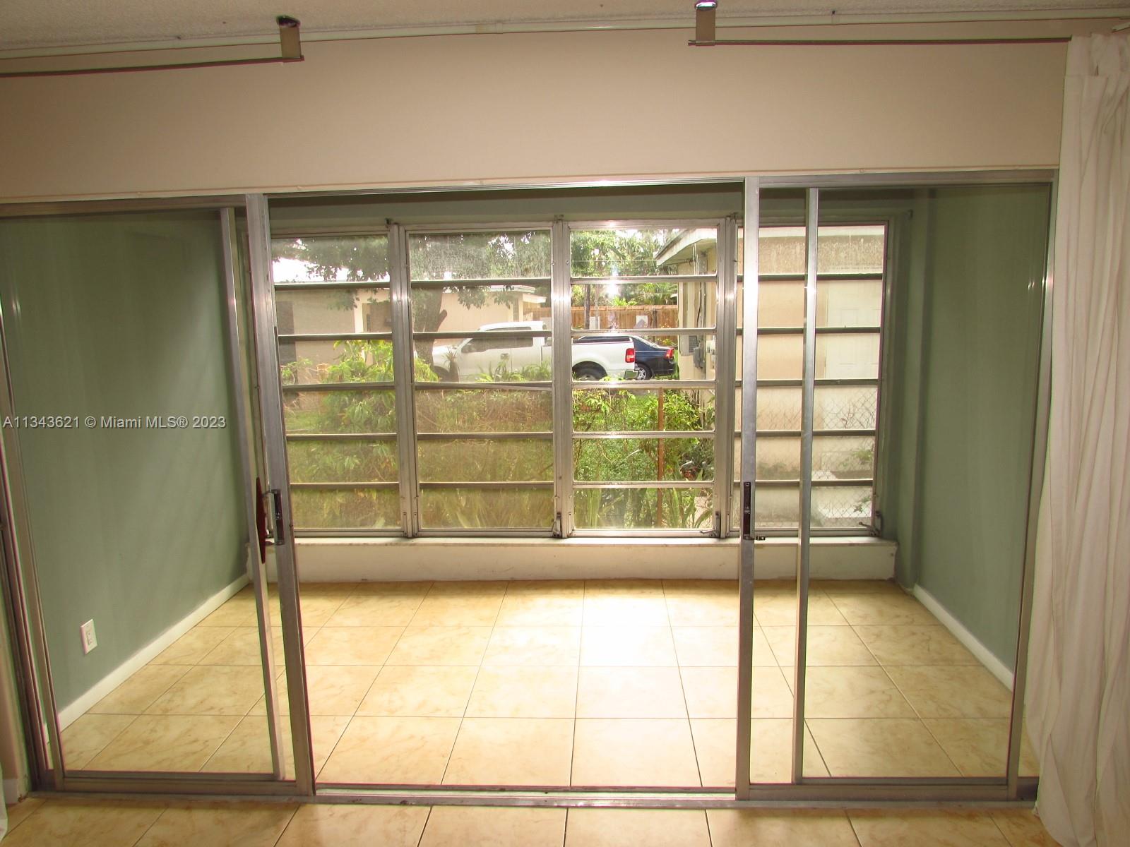 PINEWOOD CONDO - Residential Lease