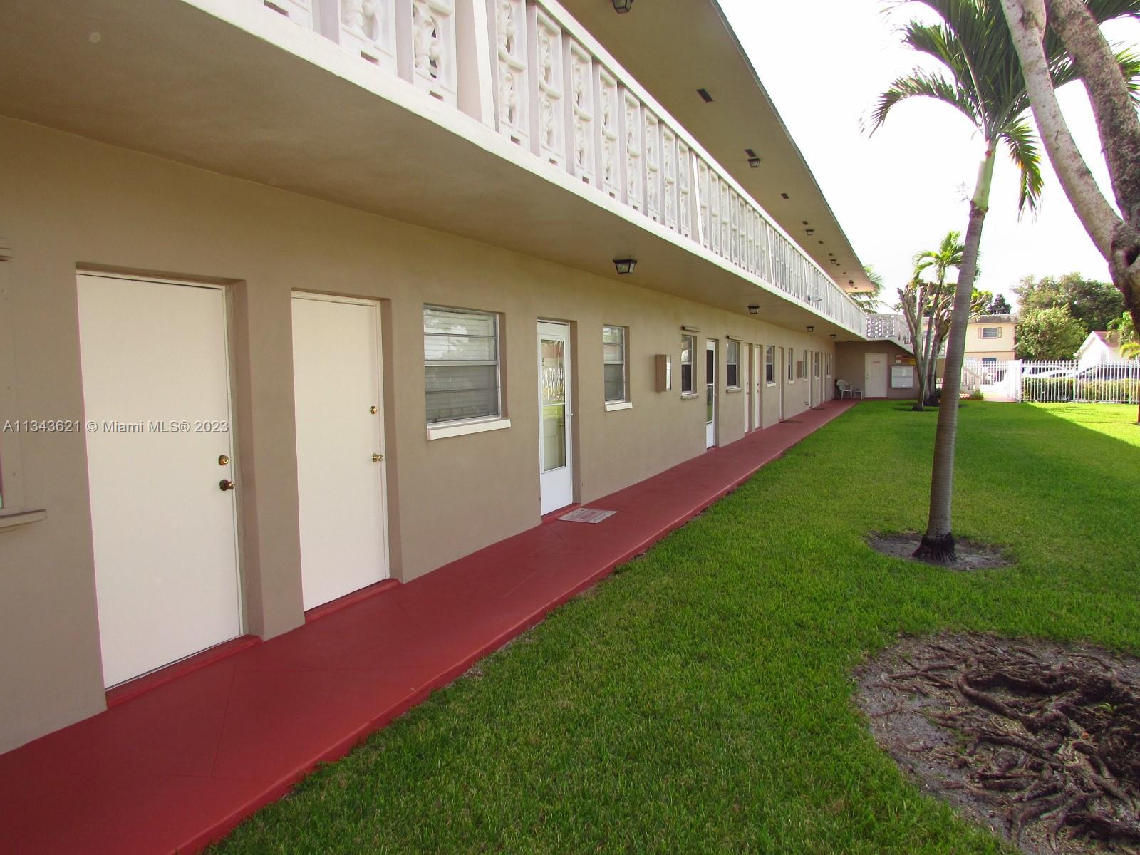 PINEWOOD CONDO - Residential Lease