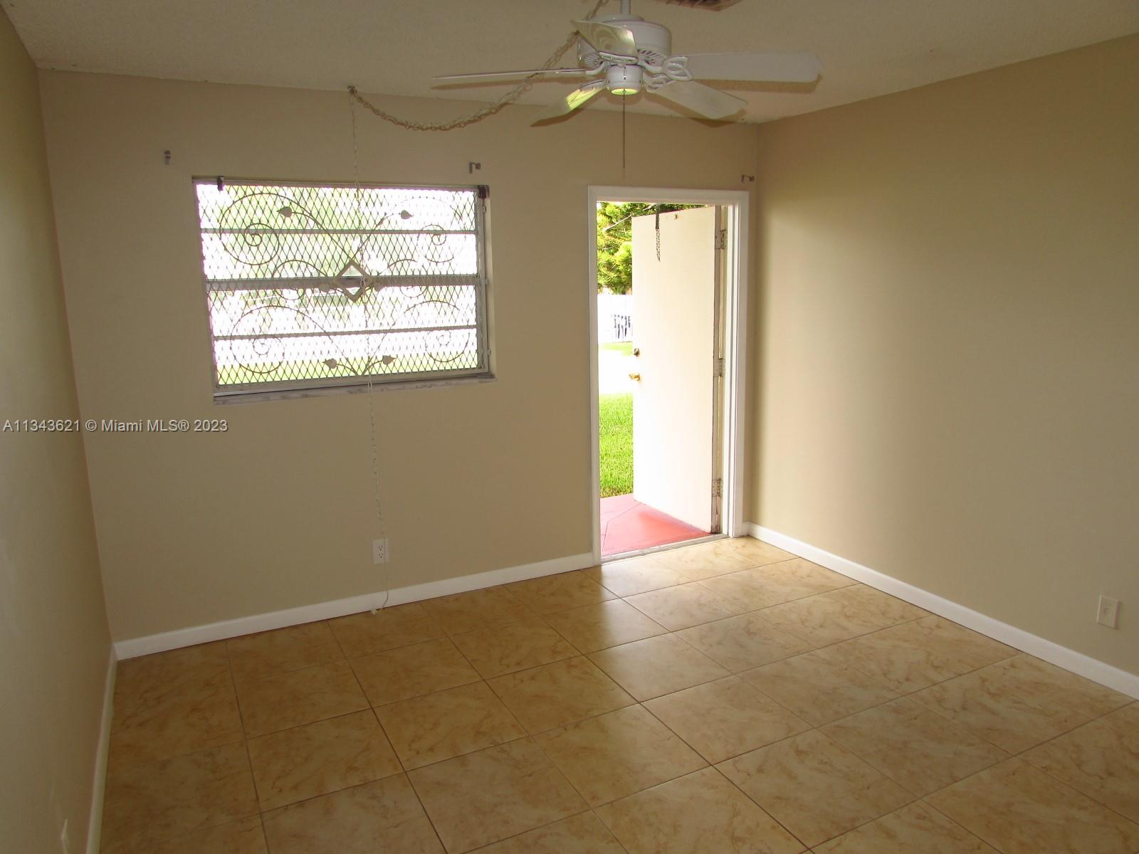 PINEWOOD CONDO - Residential Lease