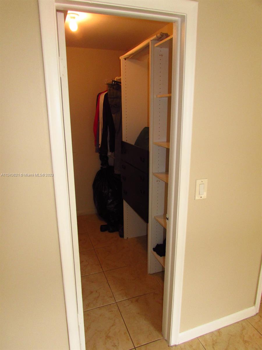 PINEWOOD CONDO - Residential Lease