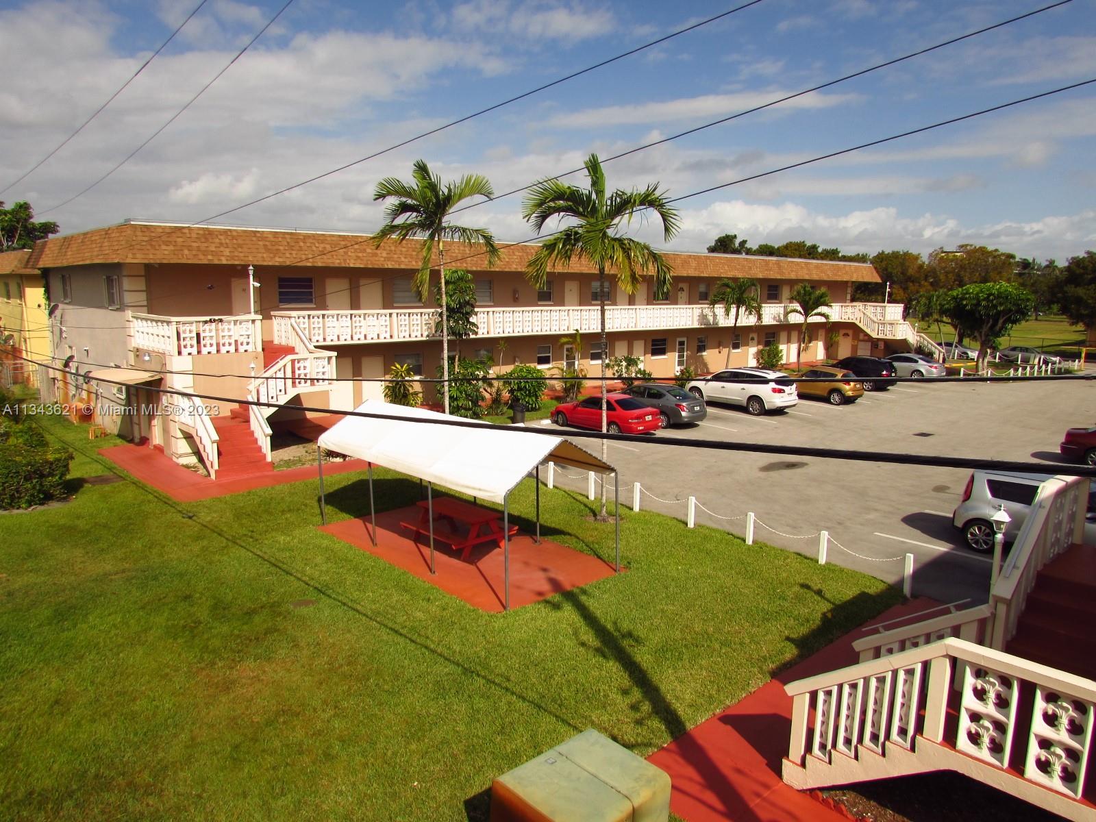 PINEWOOD CONDO - Residential Lease
