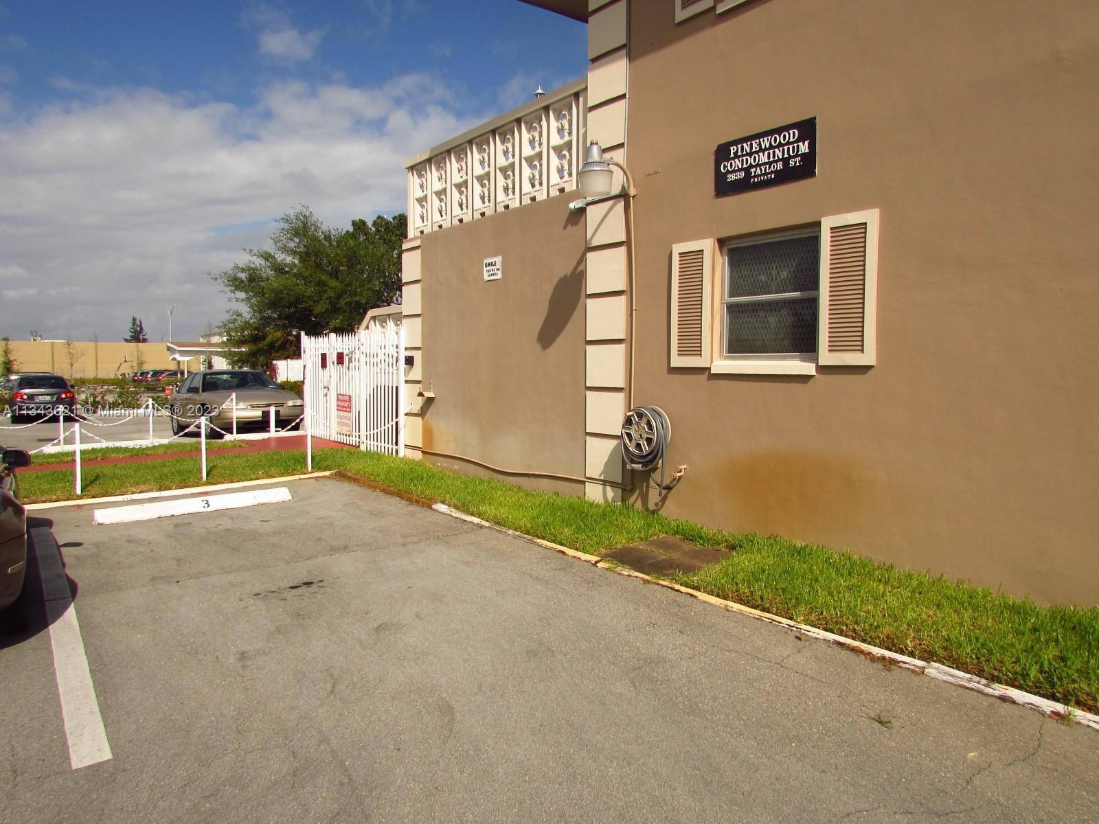 PINEWOOD CONDO - Residential Lease
