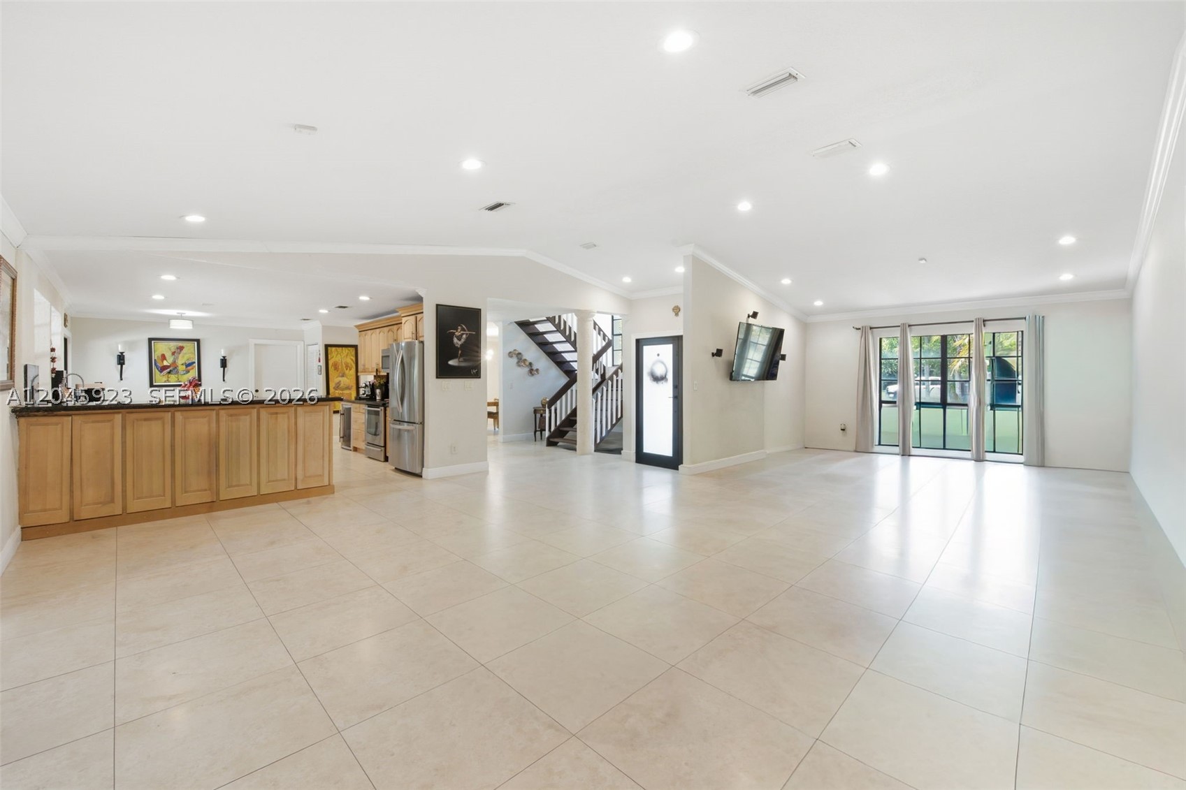 KINGS GROVE - Residential