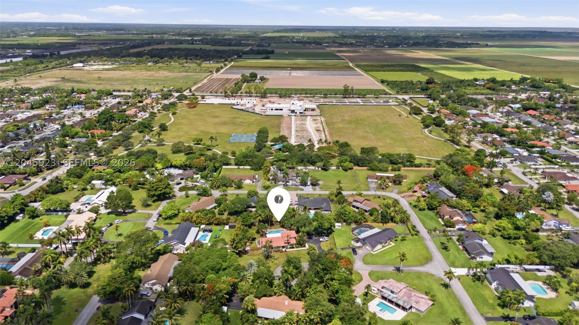 KINGS GROVE - Residential