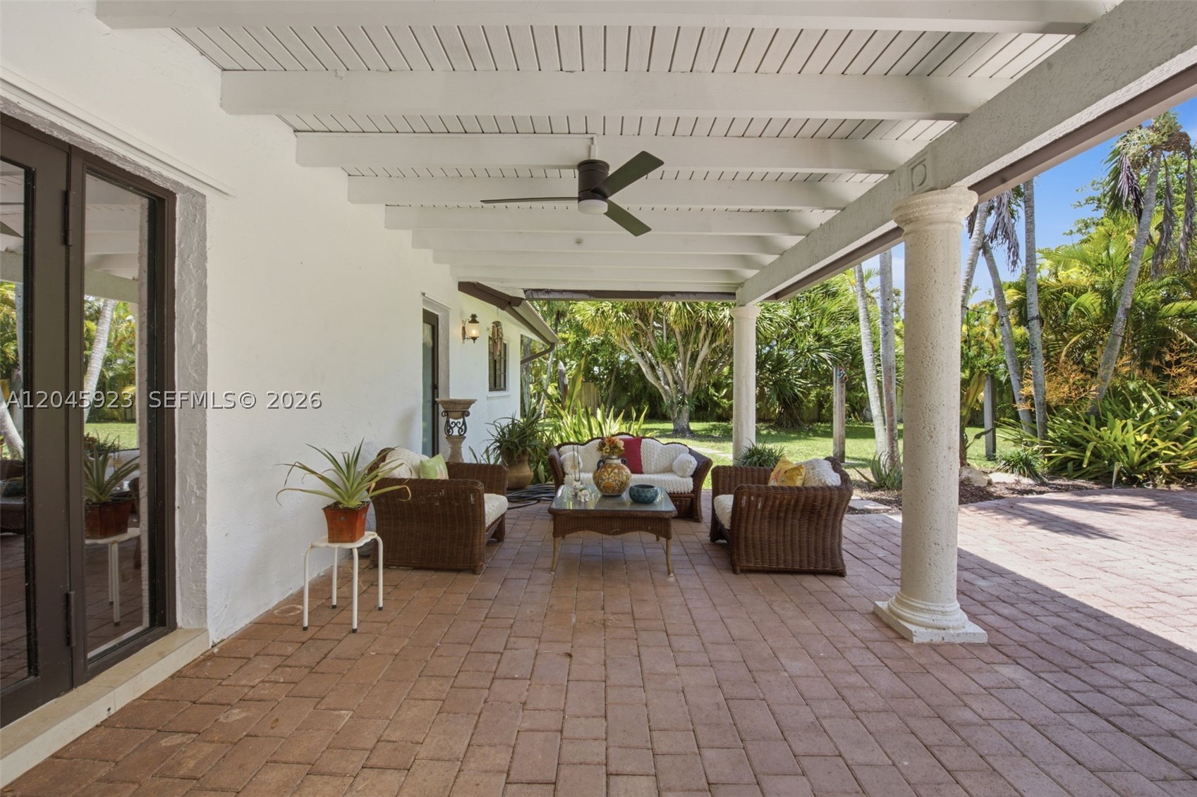 KINGS GROVE - Residential