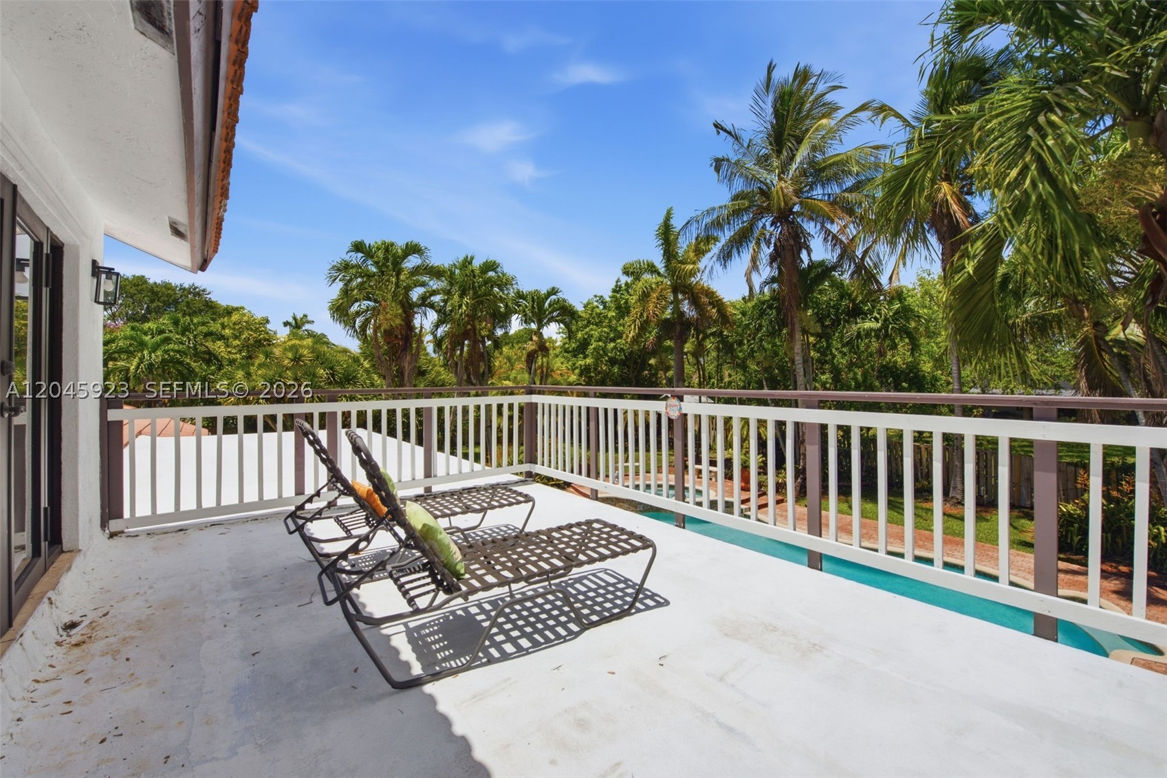 KINGS GROVE - Residential