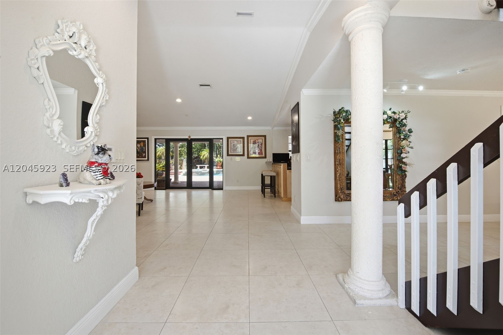 KINGS GROVE - Residential