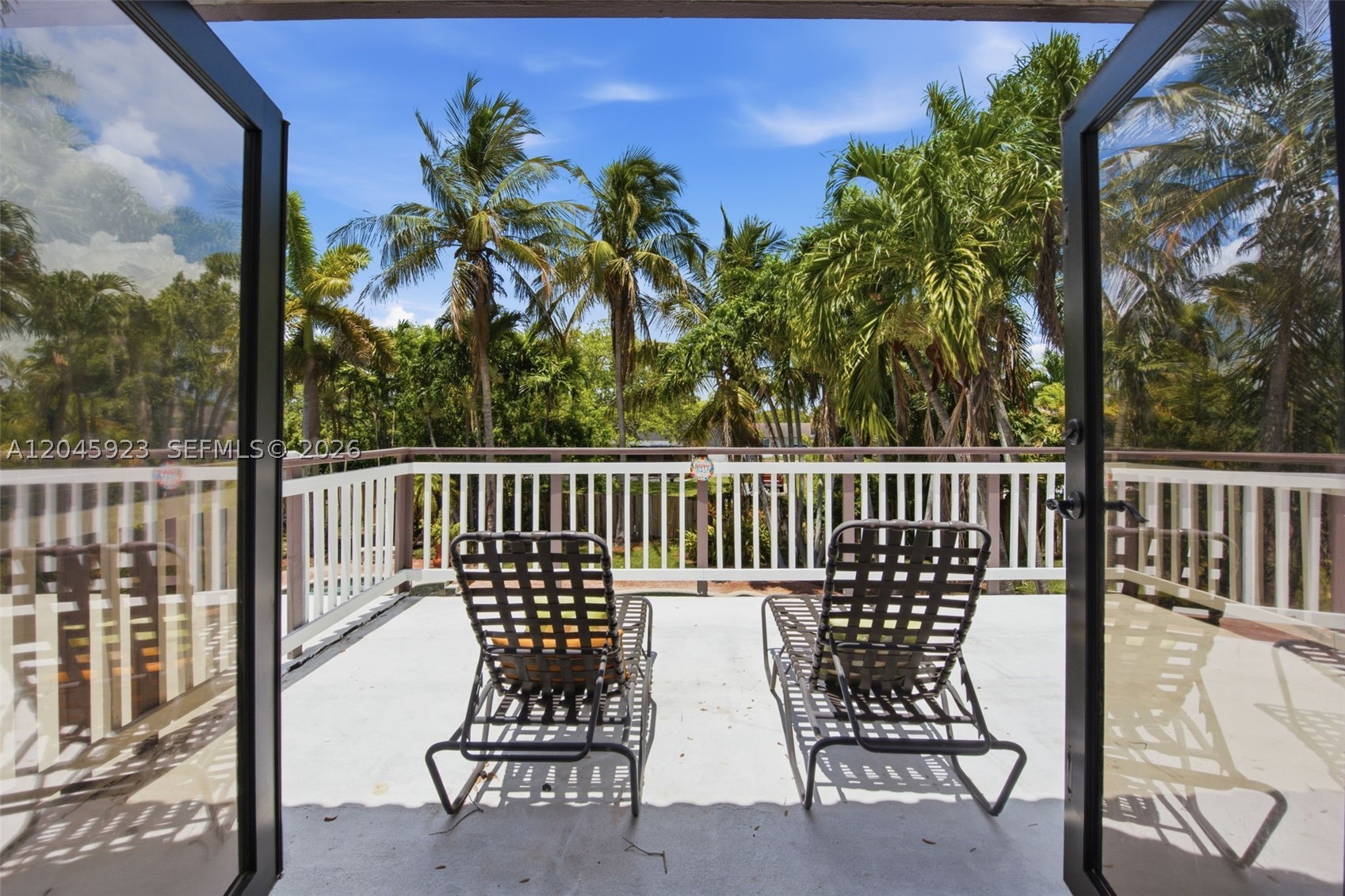 KINGS GROVE - Residential
