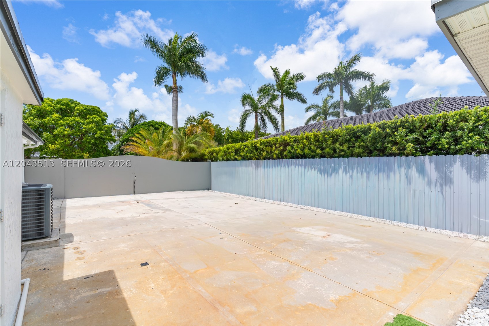 SEA PINES ESTATES - Residential