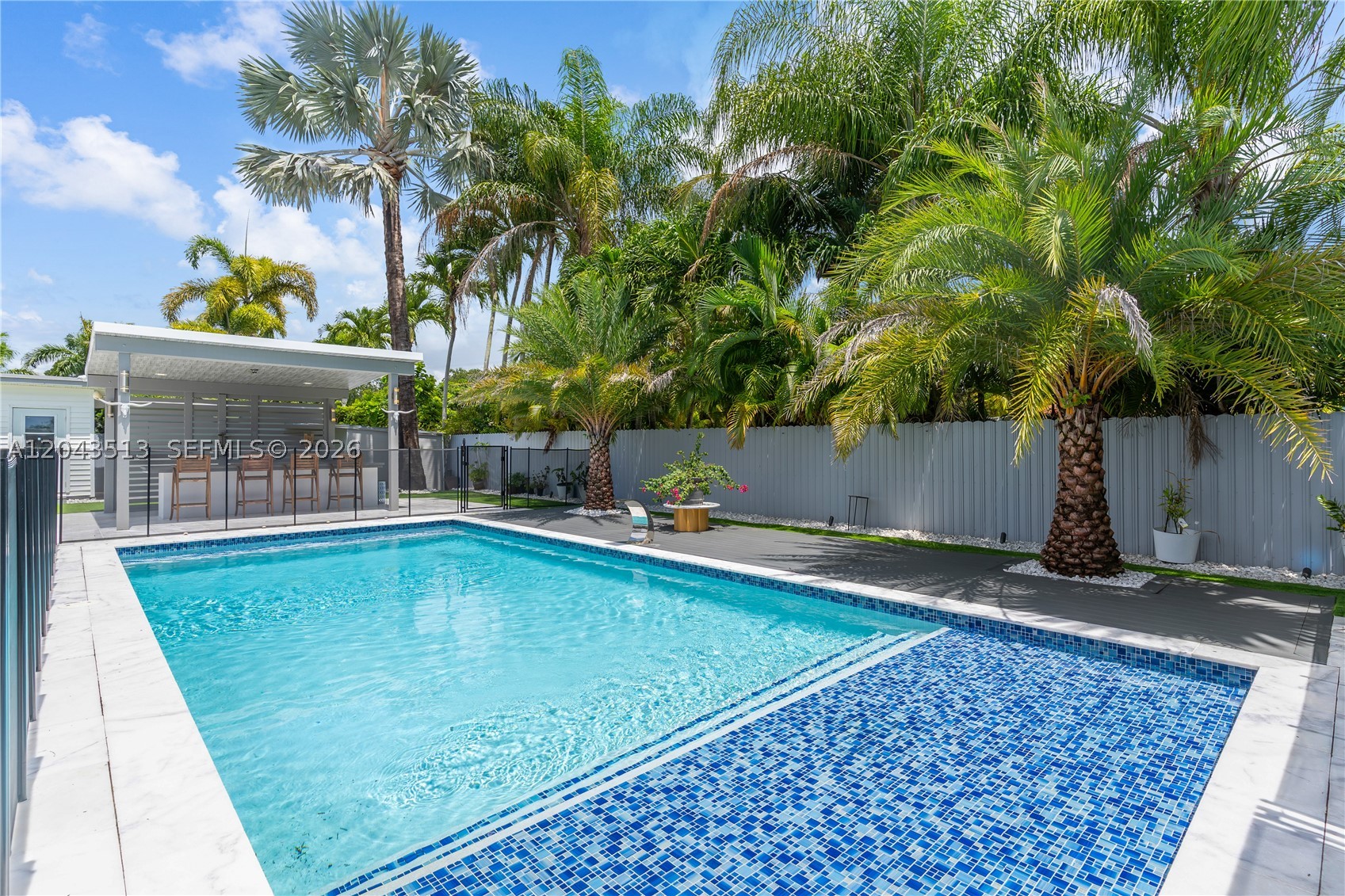 SEA PINES ESTATES - Residential