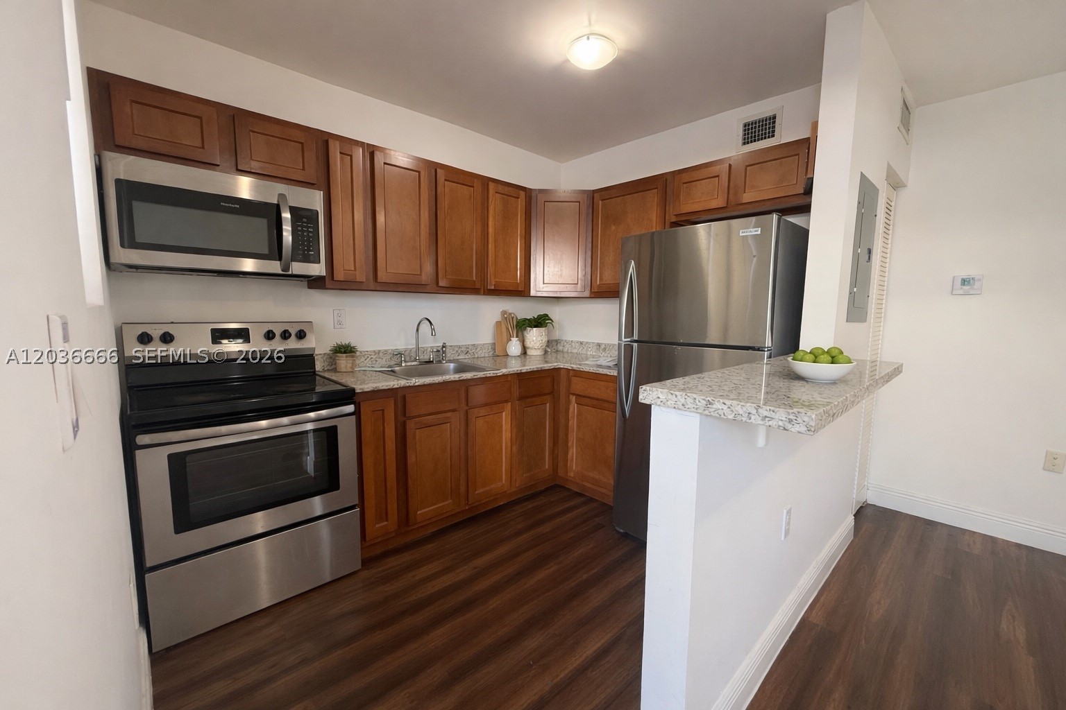 MIAMI NORTH - Residential Lease