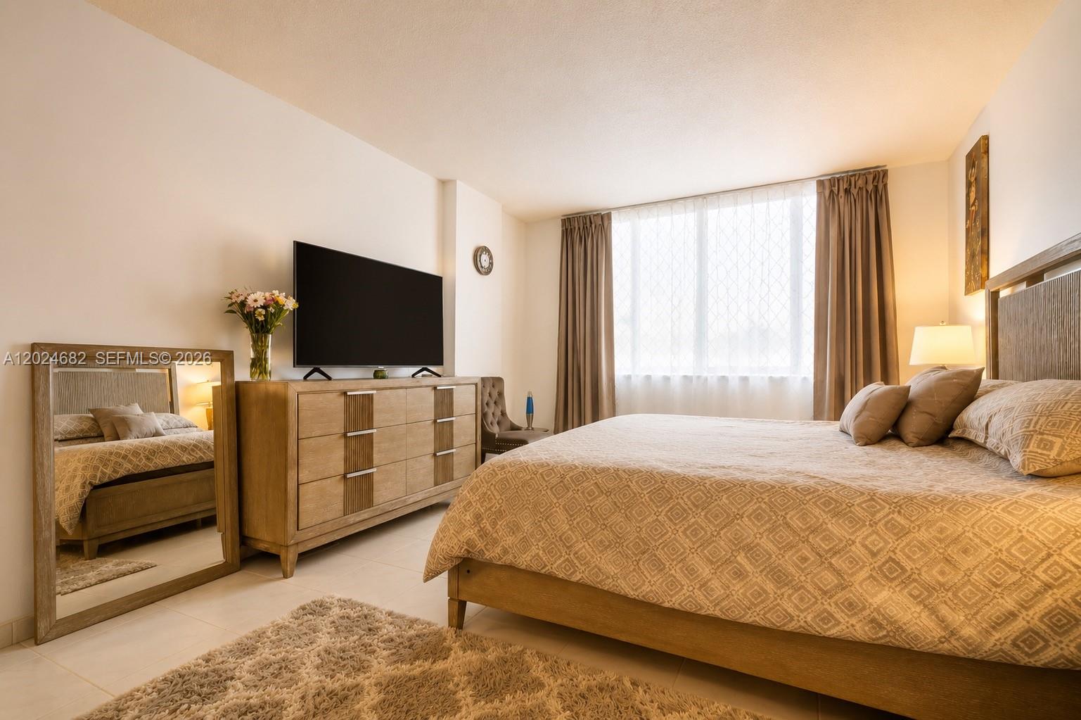 ARLEN HOUSE CONDO - Residential