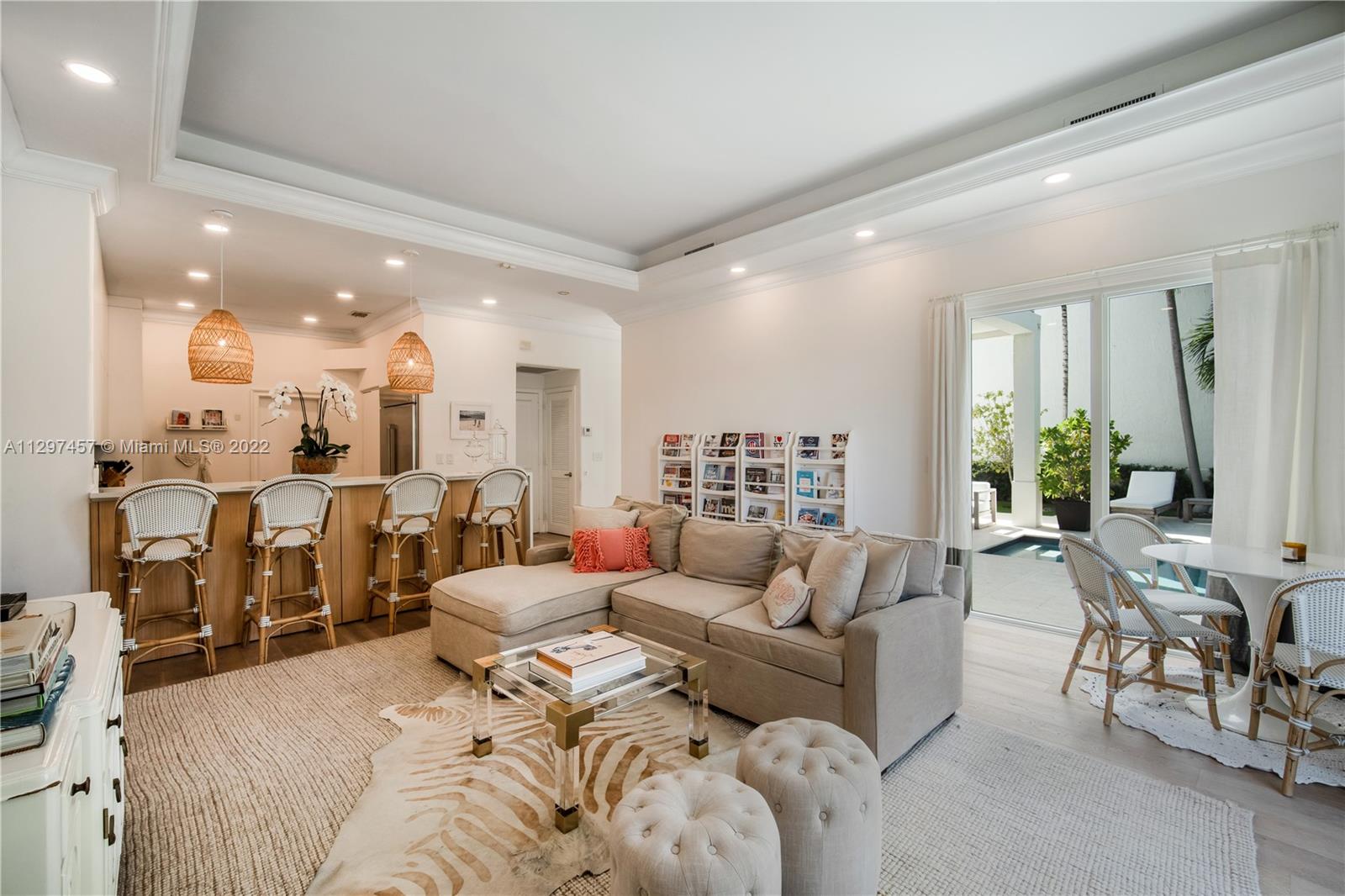 G B VILLAS - Residential Lease
